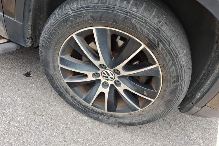 Used Volkswagen Tiguan 2015 1.8TSI Automatic Two-Wheel Drive Luxury Model
