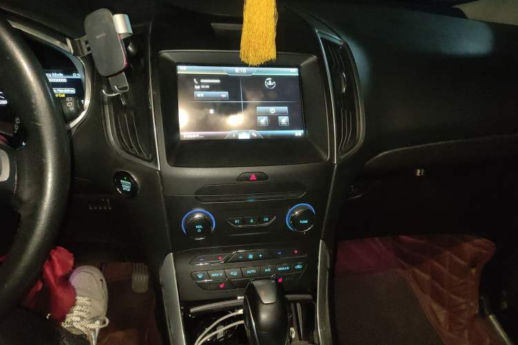 Used Ford Edge 2015 2.0T GTDi 4x4 High-Grade Model Audio And AC Panel