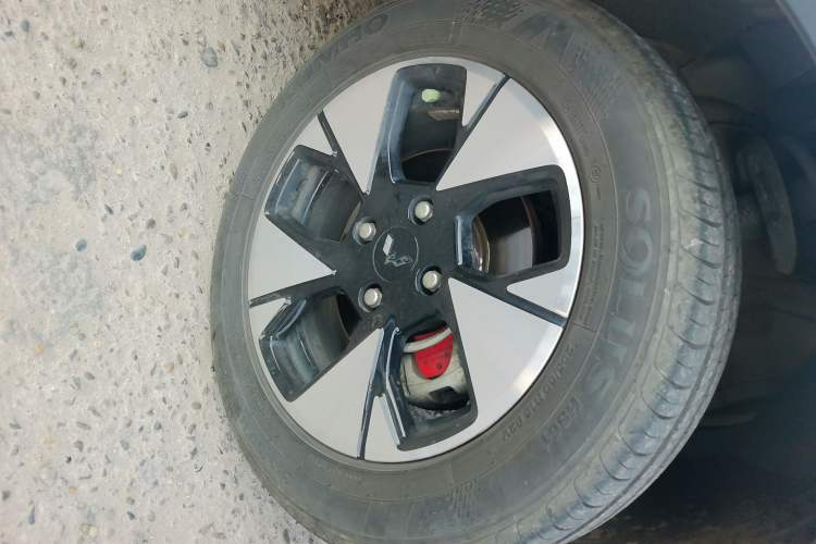 Used Wuling Alvez 2022 1.5L CVT Comfort Edition
