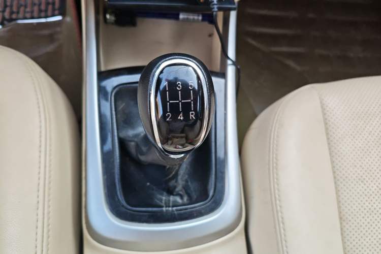 Used Changan Eado 2015 1.6L Manual Luxury Model China IV Standard