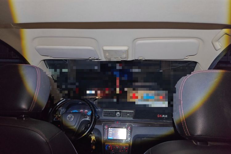 Used Dongfeng Fengon 360 2015 1.5L Manual Luxury 7-Seater China V Emission Standard Headliner