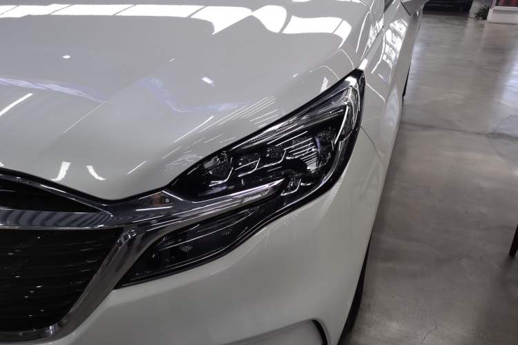 Used Buick GL8 2022 ES Land Cruiser 653T Luxury Model