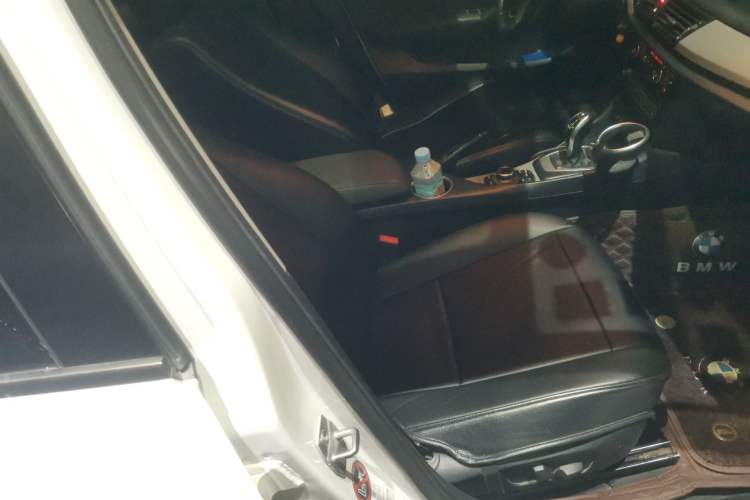 Used BMW X1 2014 sDrive18i Leading Model