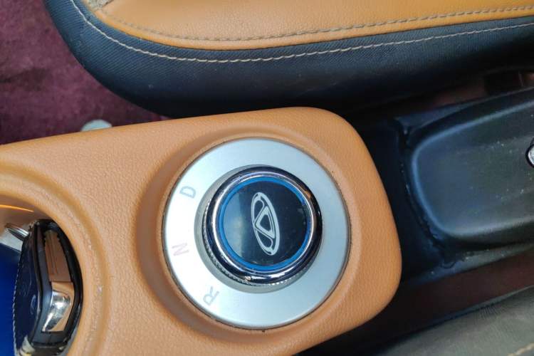 Used Chery QQ Little Ant 2018 400 4-Seater Smart Edition Gear Lever