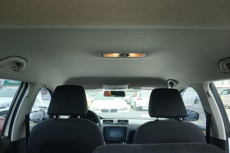 Used Volkswagen Santana 2017 Haval H6 1.6L Automatic Fashion Edition Headliner