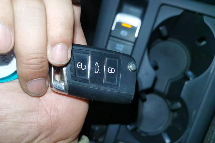 Used Volkswagen Magotan 2017 330TSI DSG Luxury Model Vehicle Key