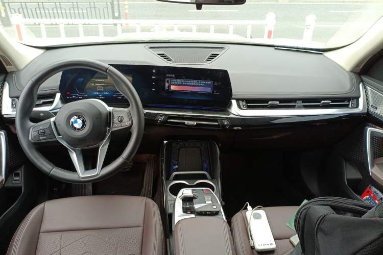 Used BMW X1 2023 sDrive25Li X Design Package Center Console