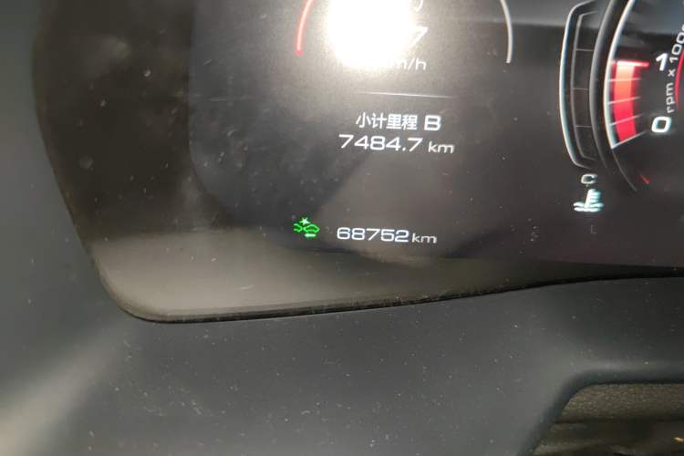 Used Wey VV7 2020 2.0T Flagship Edition Odometer Close Up