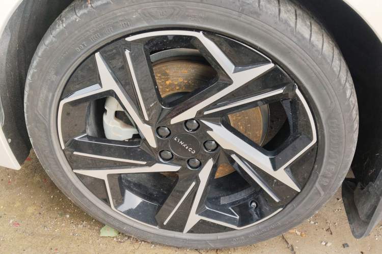 Used Lynk & Co 07 2024 EM-P 126 Long-Range Ultra