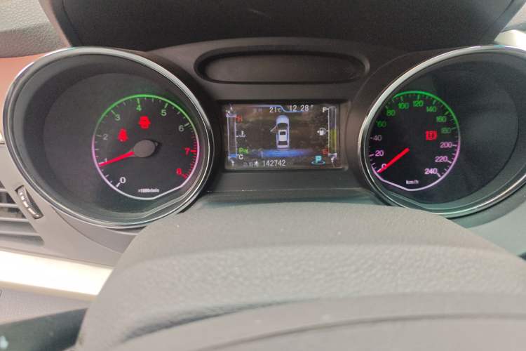 Used BYD G5 2014 1.5TID Automatic Prestige Model