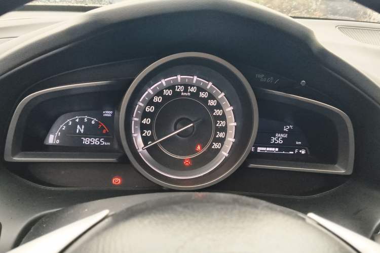 Used Mazda CX-4 2016 2.0L Automatic 2WD Blue Sky Dynamic Edition
