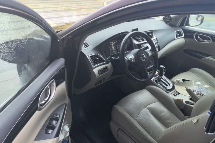 Used Nissan Sylphy 2016 1.8XV CVT Prestige Edition Driver Seat