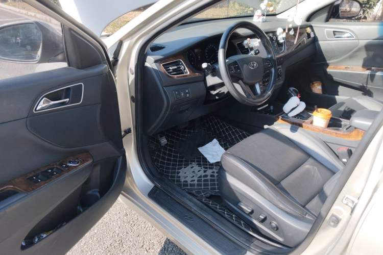 Used Hyundai Mistra 2014 1.8L Automatic Deluxe DLX Model
