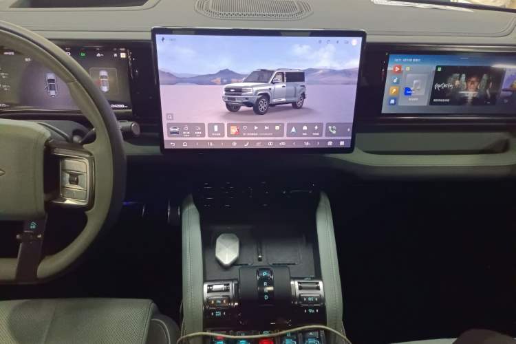 Used Formula Leopard 5 2025 TianShen Intelligent Driving Ultra Edition Audio And AC Panel