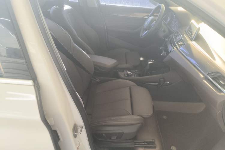 Used BMW X1 2018 sDrive18Li Luxury Model Right Front Seat