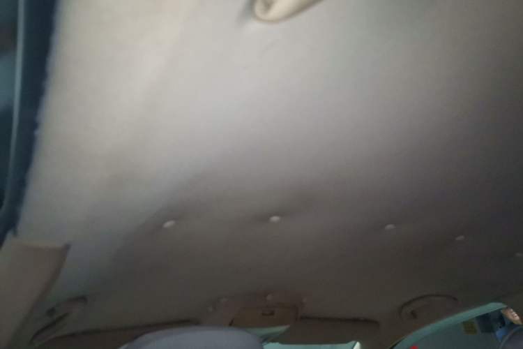 Used Volkswagen Sagitar 2009 1.6L Manual Fashion Model with Leather Interior