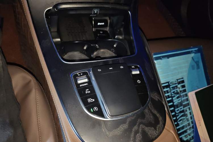 Used Mercedes-Benz E-Class 2019 Restyled E 300 L Sporty and Stylish Edition