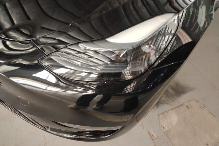 Used Tesla Model Y 2024 Long-Range All-Wheel-Drive Version