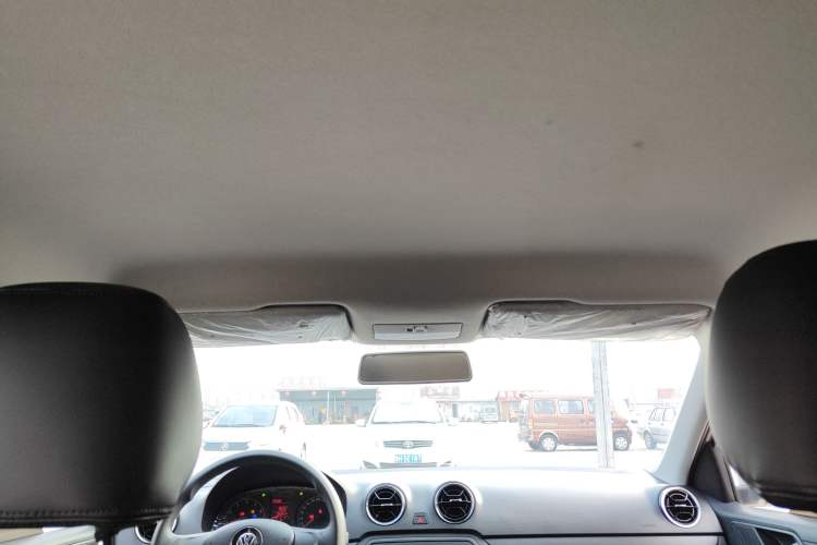 Used Volkswagen Jetta 2017 1.4L Manual Fashion Edition
