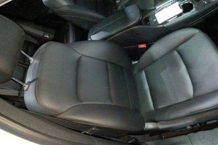 Used Chevrolet Malibu XL 2021 535T Automatic Sport Edition Right Front Seat