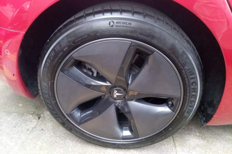 Used Tesla Model 3 2019 Long-Range Rear-Wheel-Drive Version Right Rear Wheel Hub