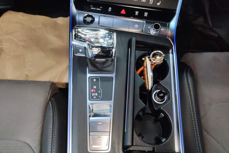 Used Audi A6L 2024 45 TFSI quattro Prestige Dynamic Edition
