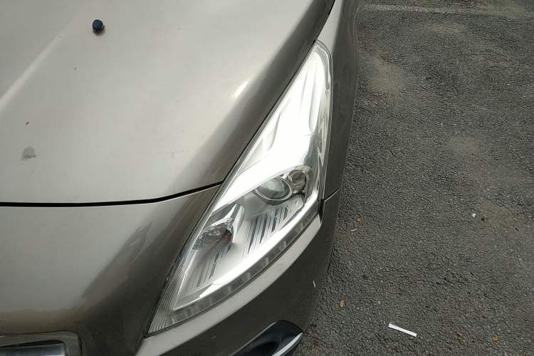 Used Peugeot 3008 2015 1.6THP Automatic Classic Edition Left Front Headlight