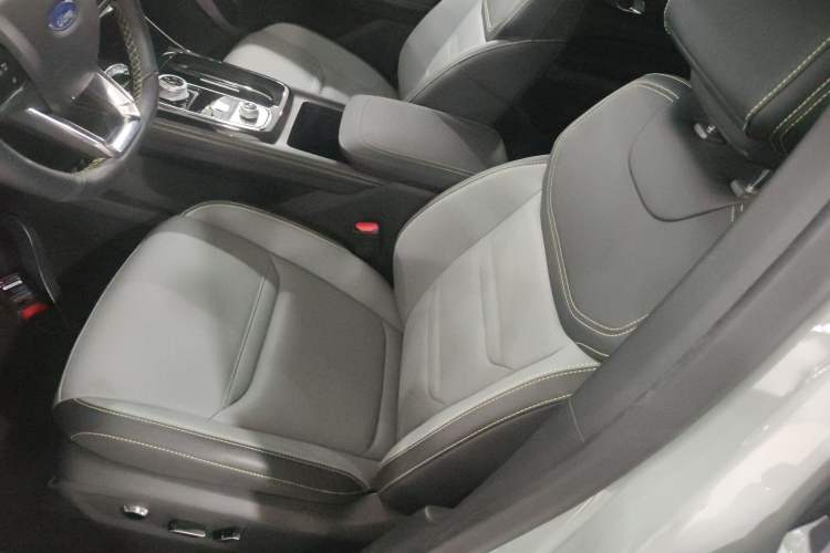 Used Ford Equator Sport New Energy 2025 Luxury Plus Version