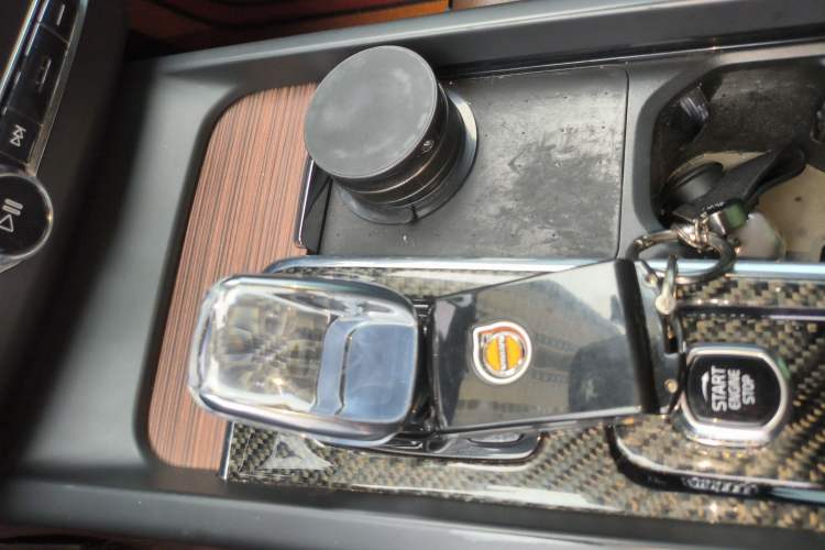 Used Volvo XC60 2022 B5 4x4 Smart Luxury Edition
