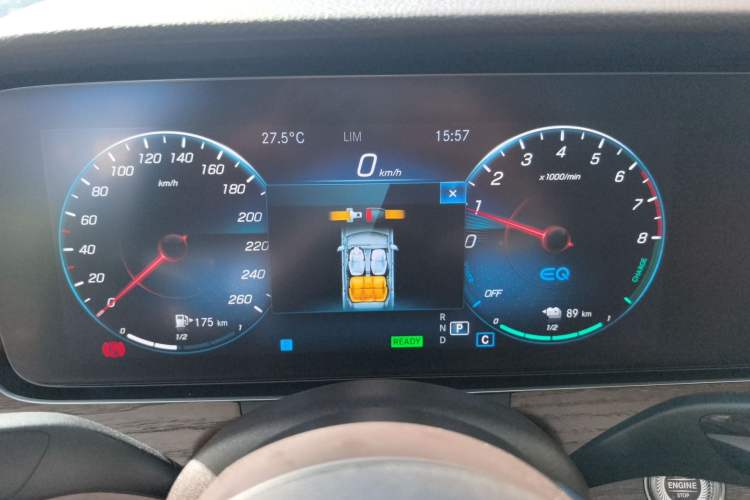 Used Mercedes-Benz E-Class New Energy 2022 Facelift E 350 e L Plug-in Hybrid Sedan Instrument Cluster
