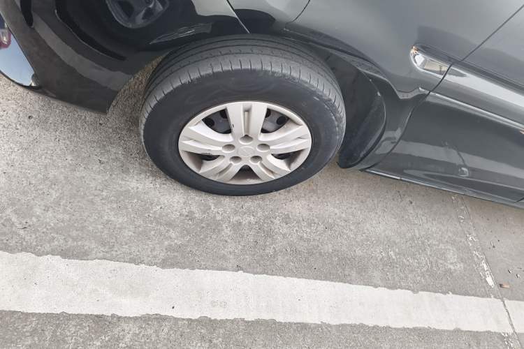 Used FORTHING Lingzhi 2021 M5L 2.0L Utility Model
