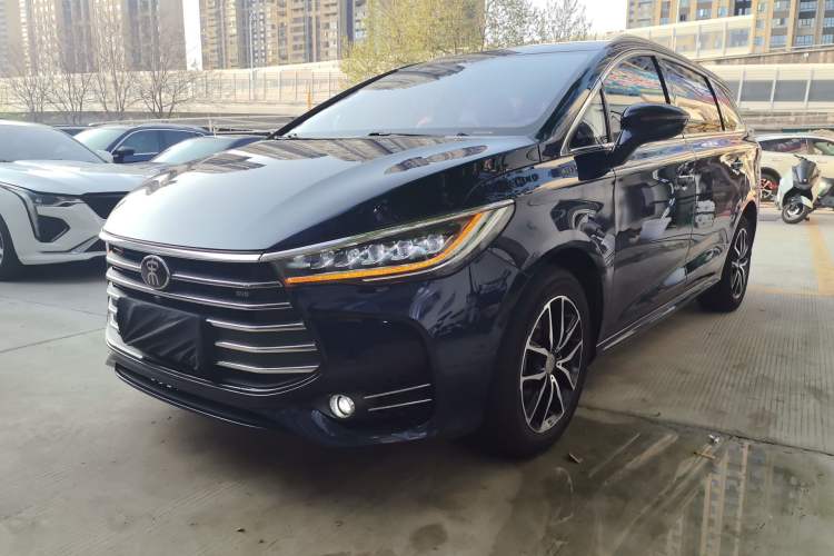 Used BYD Song MAX 2017 1.5T Automatic Smart Connect Elite 7-Seater