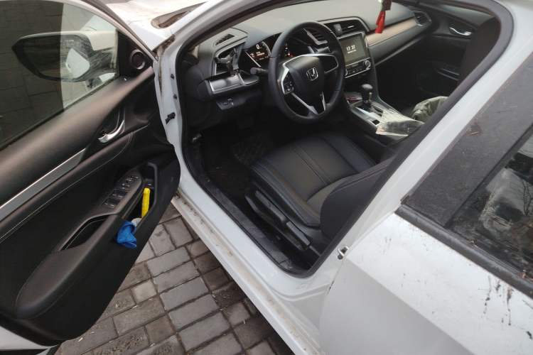 Used Honda Civic 2016 220TURBO CVT Luxury Edition