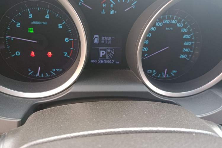 Used Toyota Land Cruiser  Odometer Close Up