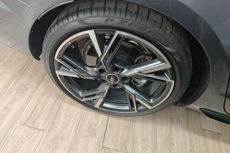 Used Audi A4L 2024 40 TFSI quattro RS Performance Package
