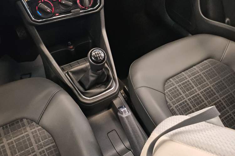 Used Volkswagen Jetta 2017 1.4L Manual Comfort Model