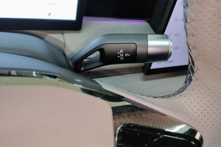 Used Geely Galaxy Galaxy 8 2025 130km EM-P Starship Edition