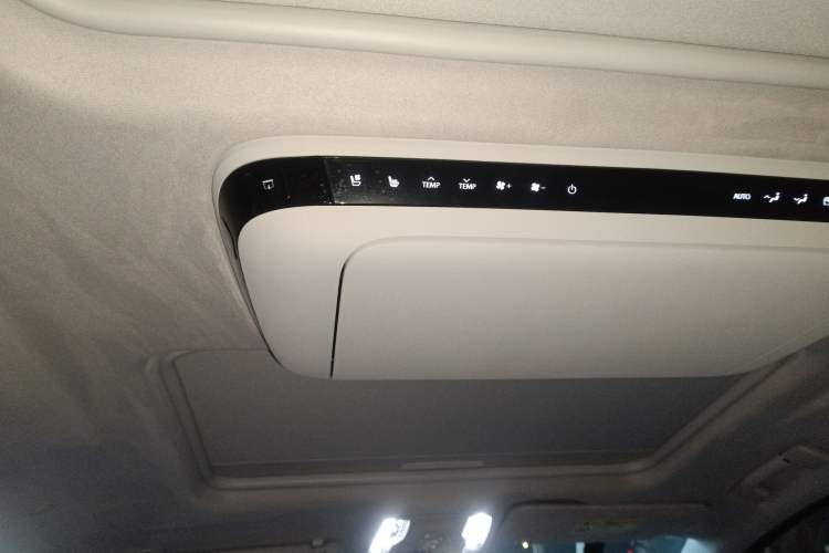 Used Buick GL8 2025 Lu Zun Deluxe Edition