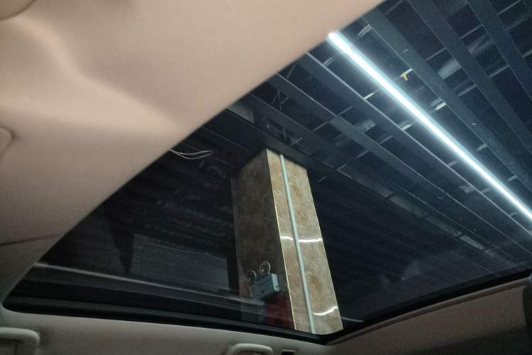 Used Land Rover Discovery Sport 2018 240 PS SE Version