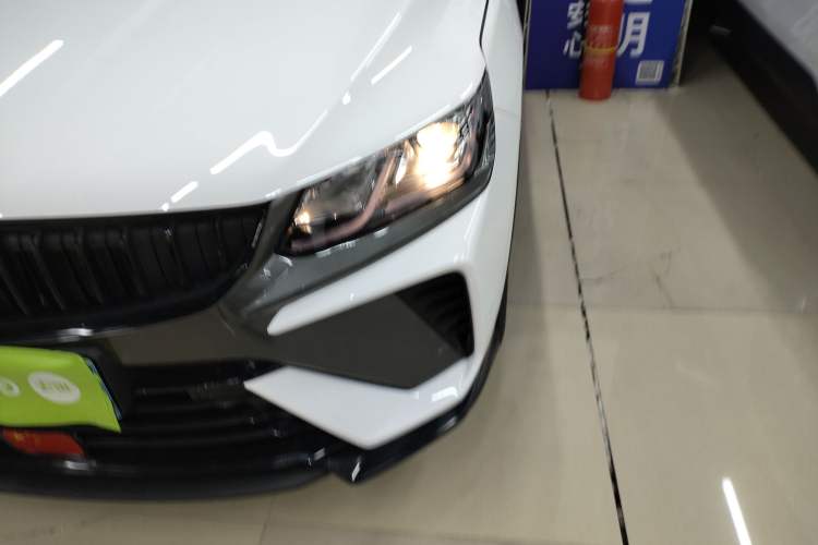 Used Geely Auto Coolray 2024 1.5T DCT Longteng Edition Left Front Headlight