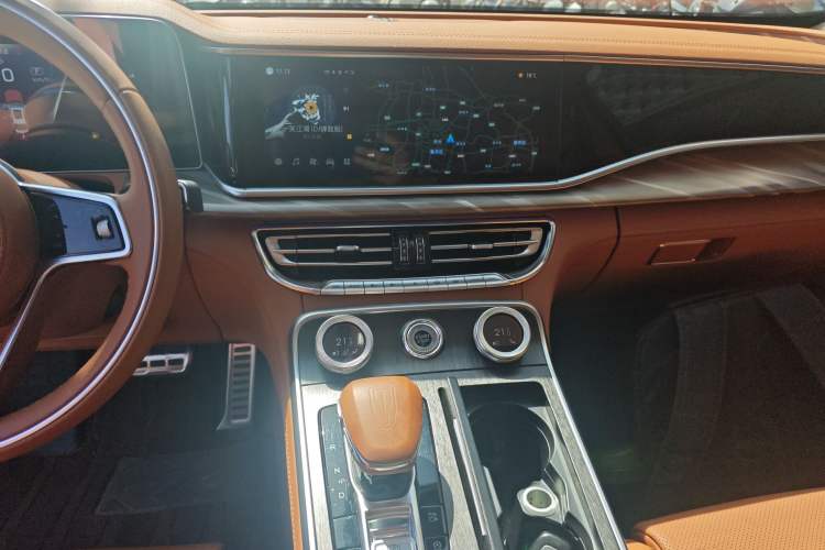 Used Hongqi H9 2022 2.0T Smart Connect Flagship Edition Audio And AC Panel