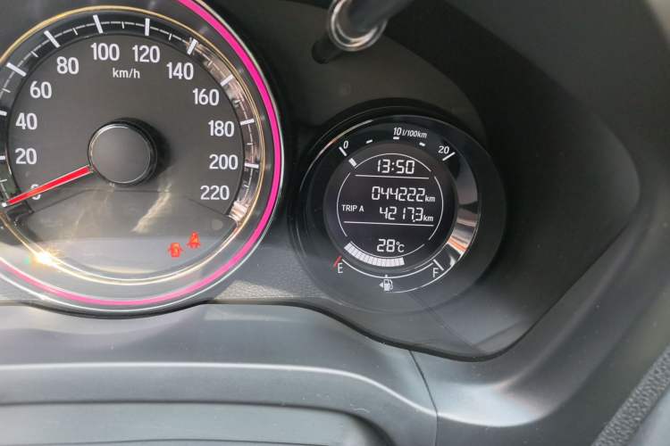 Used Honda XR-V 2017 1.8L EXi CVT Comfort Version Odometer Close Up