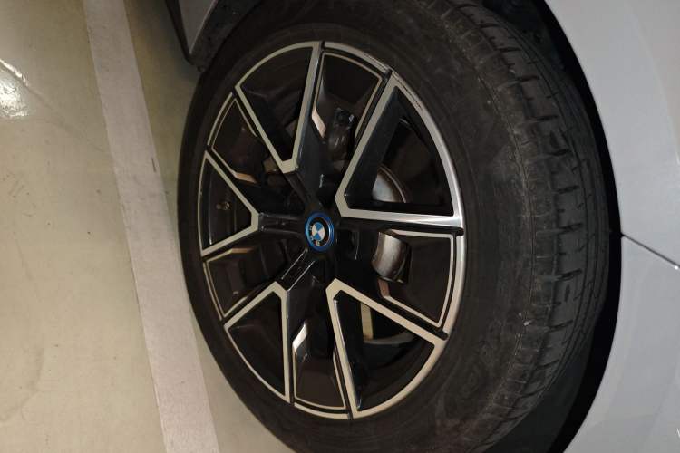 Used BMW i4 2023 eDrive40
