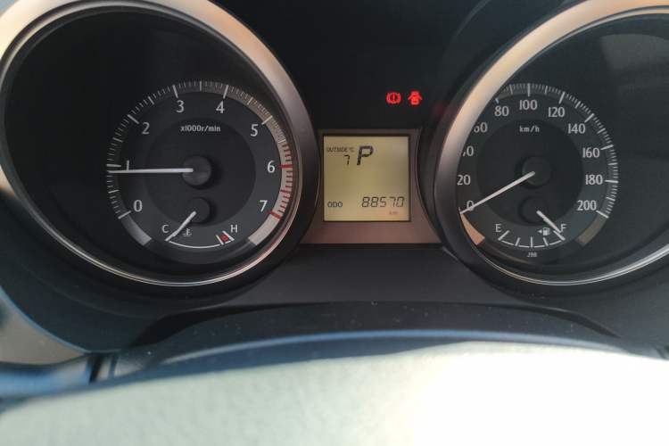 Used Toyota Prado 2016 2.7L Automatic Luxury Edition Odometer Close Up