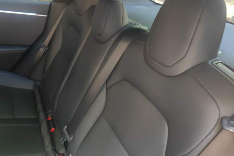 Used Tesla Model 3 2023 Long-Range All-Wheel-Drive Version