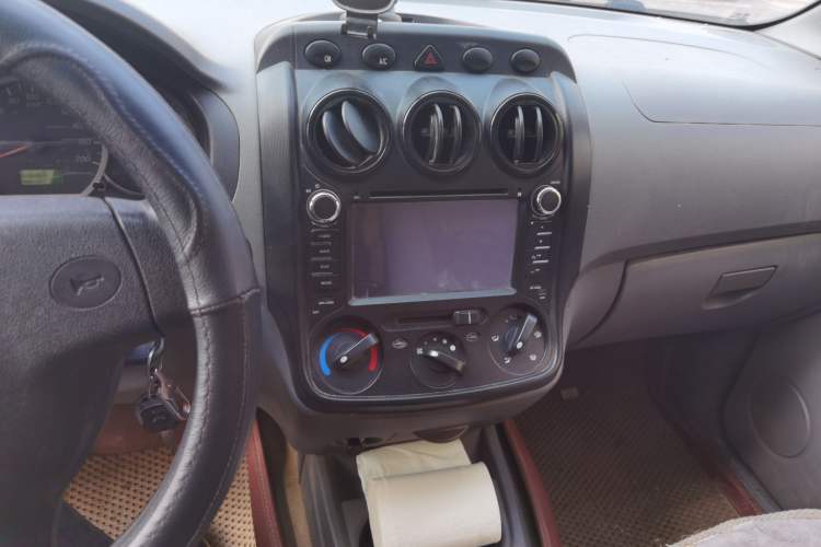 Used Wuling Hongguang 2013 1.5L Base Version
