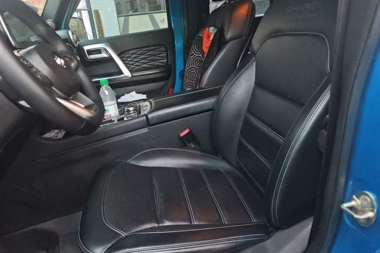 Used BAIC Off-Road BJ40 2018 2.3T Automatic Four-Wheel Drive Ring of the Tower Champion Edition China V Emission Standard
