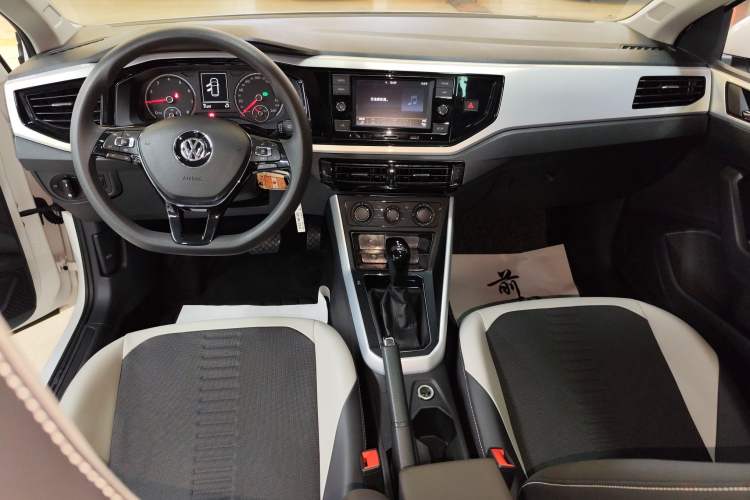 Used Volkswagen Polo 2019 Plus 1.5L Automatic Colorful Technology Edition Audio And AC Panel