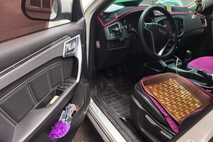 Used Geely Auto Vision X6 2016 1.8L Manual Luxury Model