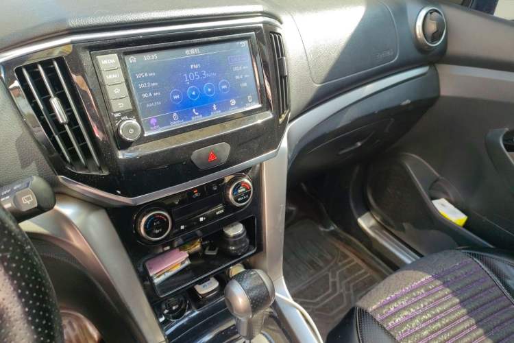 Used Venucia T70 2016 2.0L CVT Smart Edition